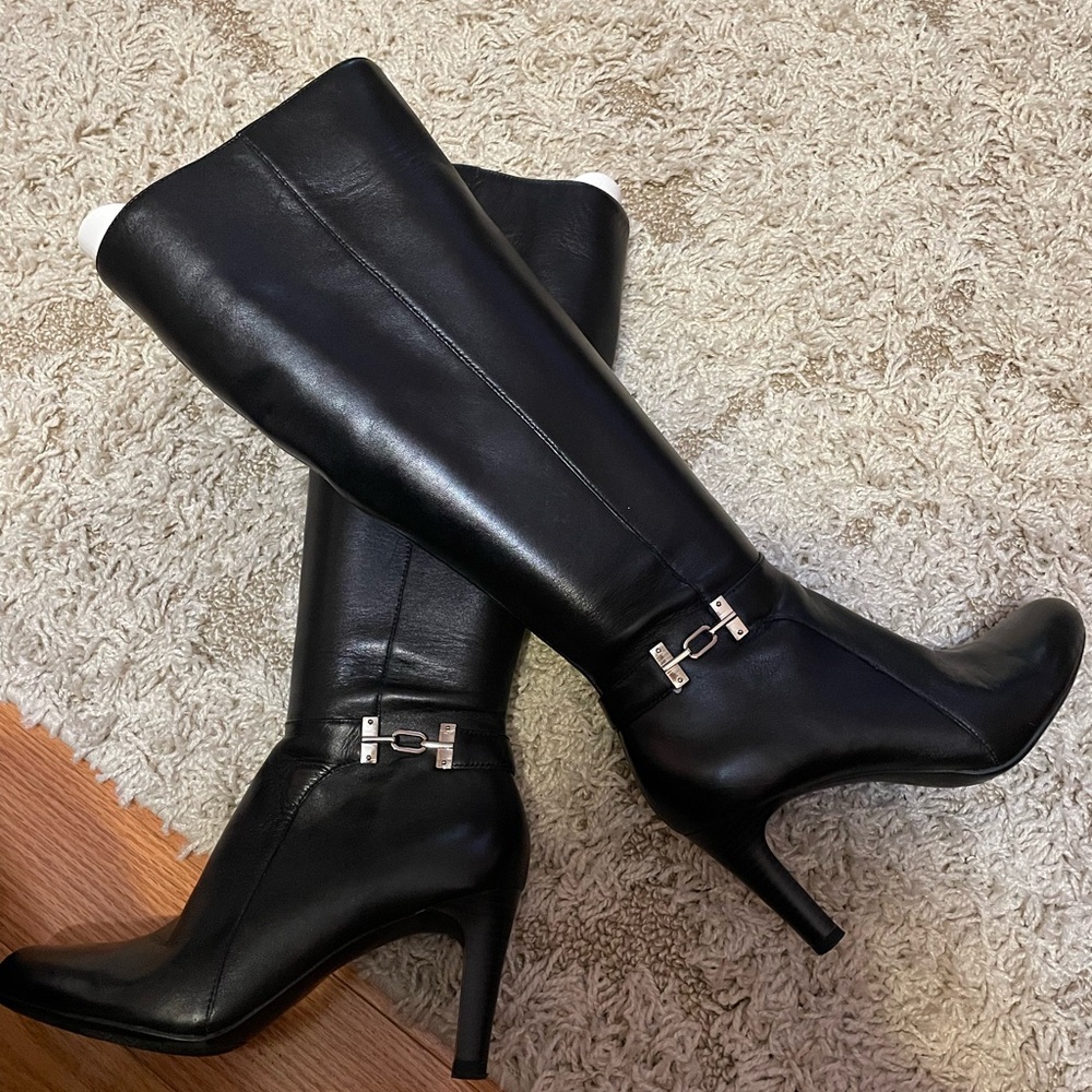 BANDOLINO KNEE BOOTS -like new